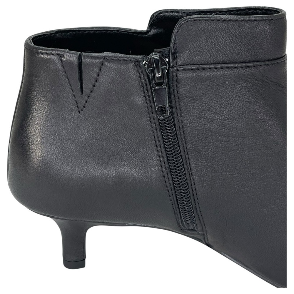Bella Vita Bindi Black Leather Womens Shooties Size 7M - Picture 9 of 14